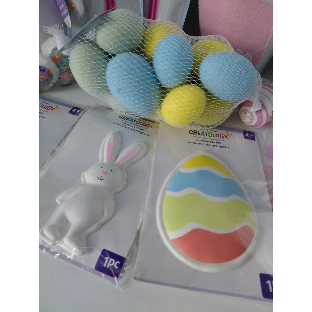 LOT of Easter‎ Gifts Bunny Basket Eggs Party Favors NEW 14 pieces